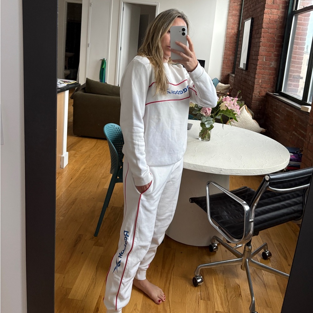 Throwback Reebok White and Red cutie Sweatshirt Set